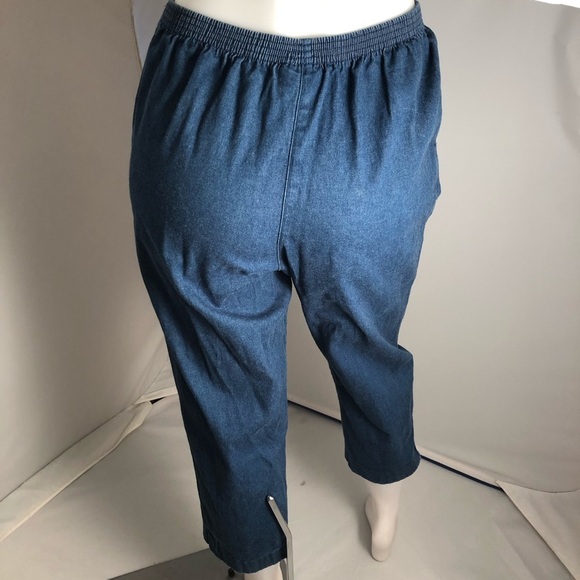 Alfred Dunner pull on blue denim pants - Picture 3 of 8